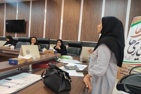 برگزاری جلسه آموزشی با موضوع تغذیه و دیابت برای کارکنان شهردای منطقه چهاردانگه شهرستان اسلامشهر 